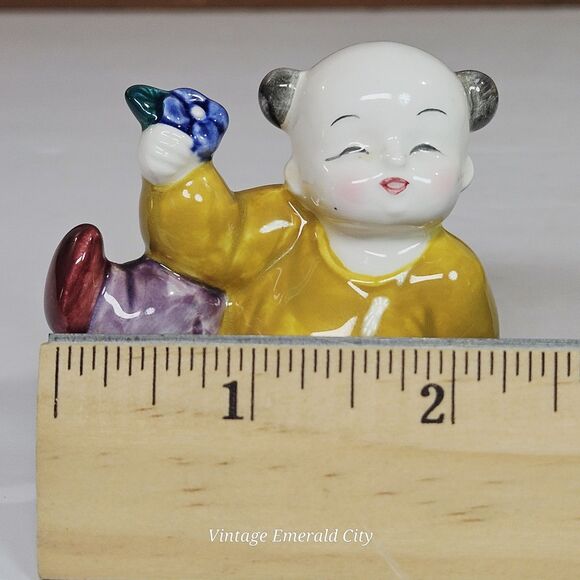 Vtg Takahashi Asian Baby Buddha Children Porcelain Salt & Pepper Shakers Japan - Picture 8 of 10